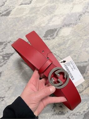 New Gucci Rosso Red Leather Interlocking GG Buckle Belt 546389